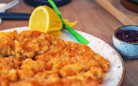 Wiener Schnitzel - Friedrichs Schnitzel-Bar - H-Hotels.com