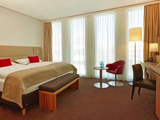 Welcome to the H4 Hotel München Messe - Official website