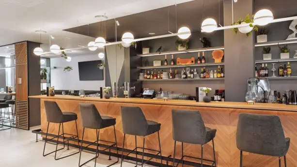 Bar - H+ Hotel Frankfurt Eschborn