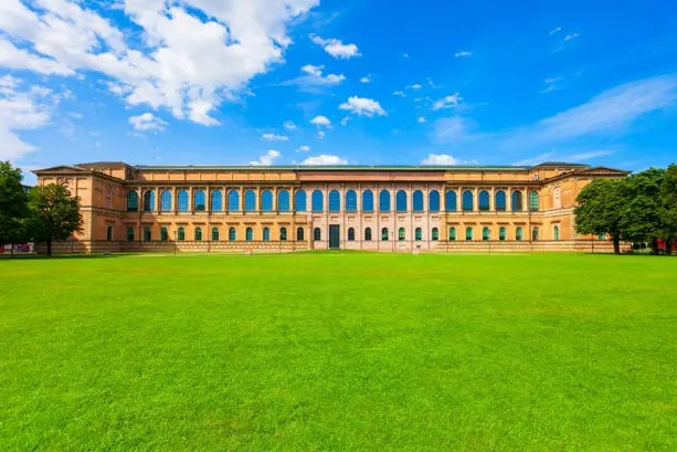 L'Alte Pinakothek, partie intégrante de la «Kunstareal» - H2 Hotel München Olympiapark