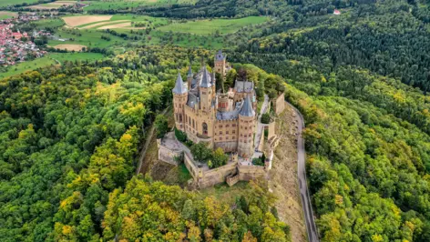 Castello degli Hohenzollern - H+ Hotel Stuttgart Herrenberg