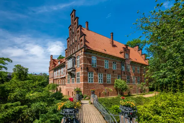 Schloss Bergedorf – the only surviving castle in the town - H4 Hotel Hamburg Bergedorf