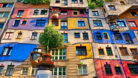 Hundertwasserhaus - H+ Hotel Wien - Official website