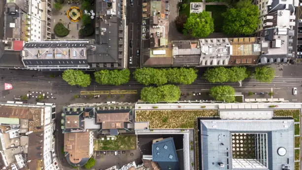 Bahnhofstraße («Rue de la gare») – l’artère commerçante de Zurich idéale pour flâner - H+ Hotel Zürich