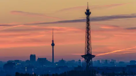 Berliner Funkturm - H2 Hotel Berlin Alexanderplatz - Offizielle Webseite