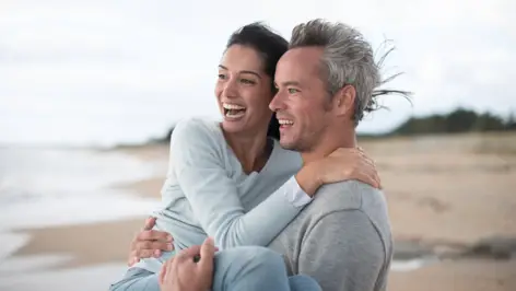 Couple at the Baltic Sea | H-Hotels.com