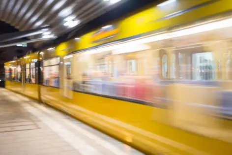 Stadtbahn in Stuttgart - Musical Die Eiskönigin - H-Hotels.com