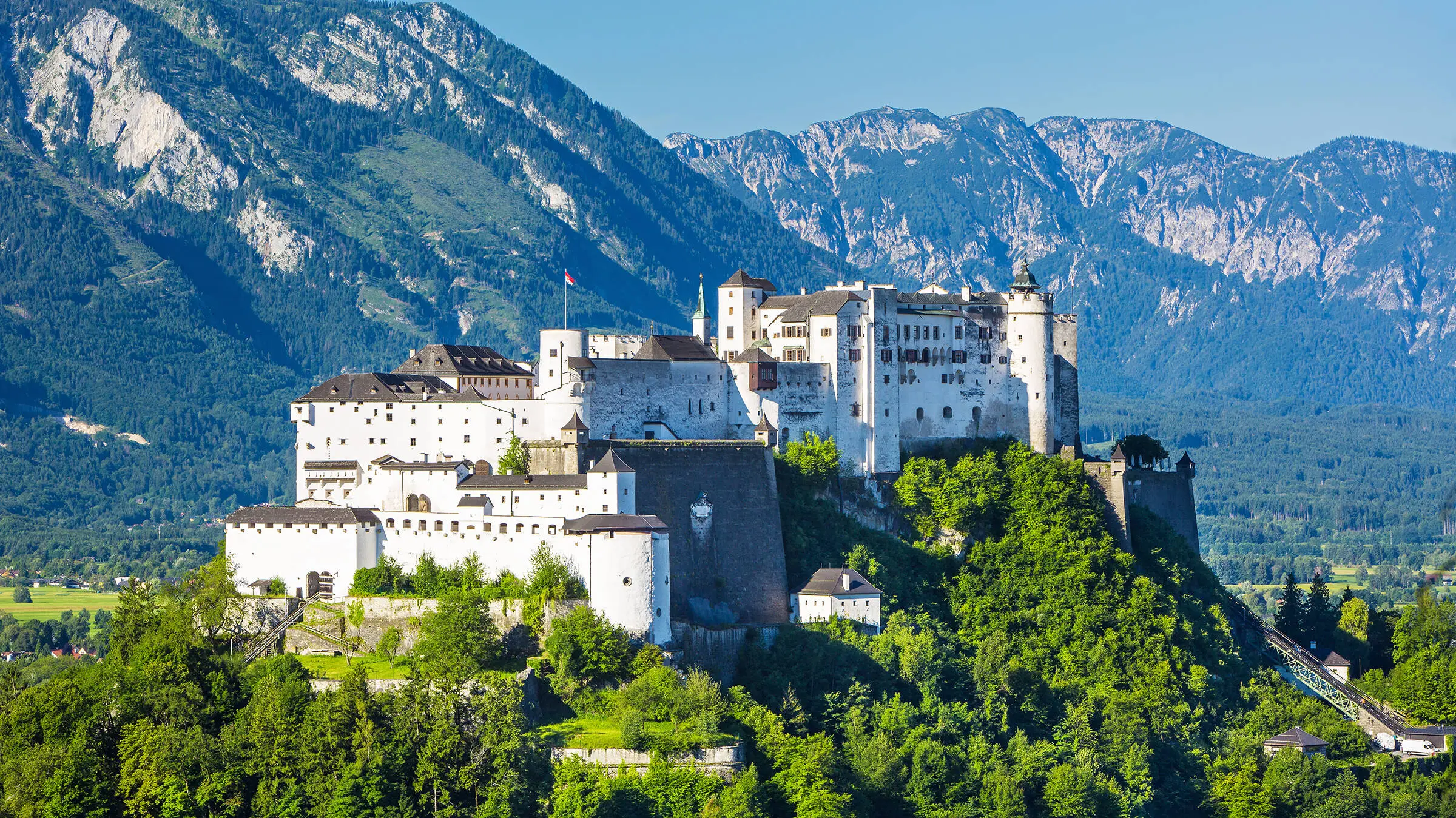 Festung Hohensalzburg im Sonnenschein