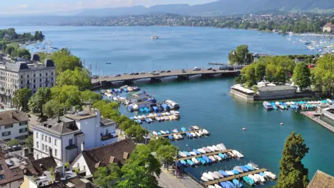 Hafen am Zürichsee.