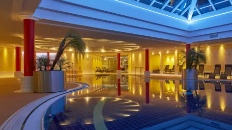 Swimming pool at the H+ Hotel & SPA Friedrichroda - Official website