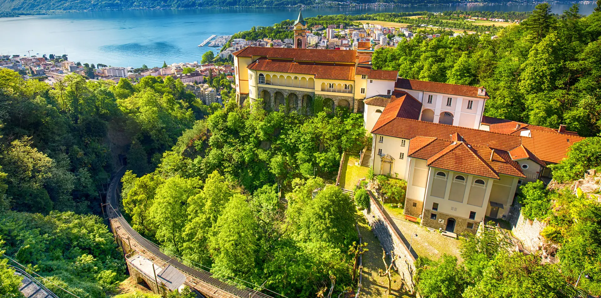 Blick auf Walfahrtskirche - H-Hotels in Locarno - Offizielle Webseite