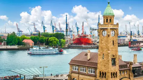 Landungsbrücken - City break to Hamburg with H-Hotels.com - Official website