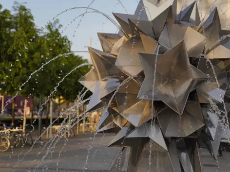 Brunnen auf dem Richard-Wagner-Platz in Leipzig | H-Hotels.com