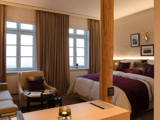 Willkommen im Hotel Brunnenhaus Schloss Landau - Offizielle Webseite