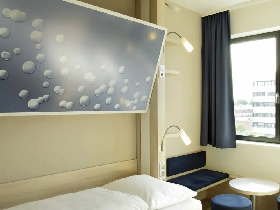 A comfortable hotel room at the H2 Hotel Berlin Alexanderplatz - Official website