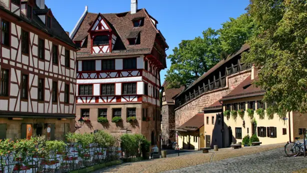 Casa di Albrecht-Dürer - residenza e atelier artistico - H+ Hotel Nürnberg