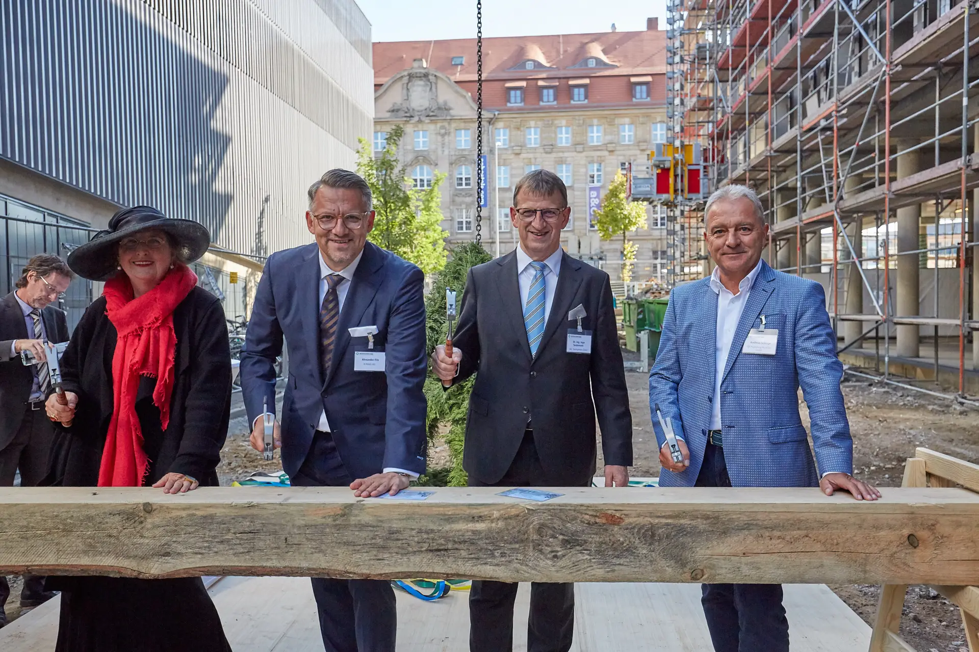 H-Hotels.com wird größter Hotelbetreiber in Leipzig