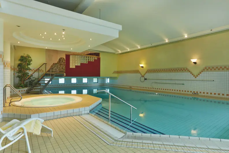 Piscina dell’hotel H4 Hotel Hannover Messe - sito web ufficiale