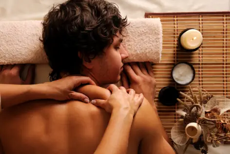 Wellnessurlaub mit Massage - H-Hotels.com - Offizielle Webseite