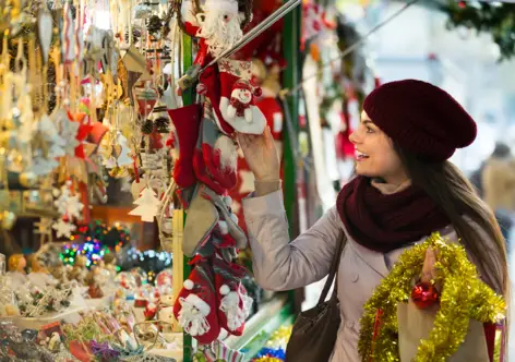 Weihnachtsmarkt auf Schloss Charlottenburg Berlin | H-Hotels.com