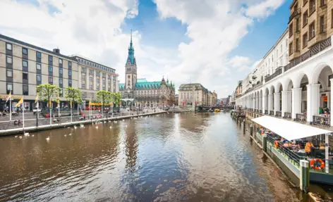 Hafencity Hamburg - H-Hotels in Hamburg - Official website