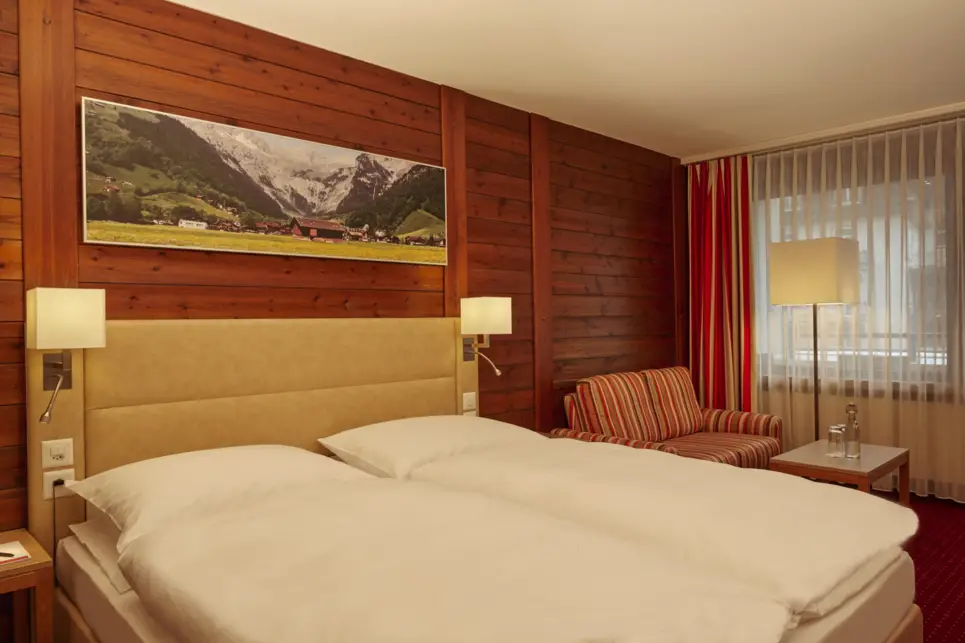 Comfortable comfort double room at the H+ Hotel & Spa Engelberg - Official website