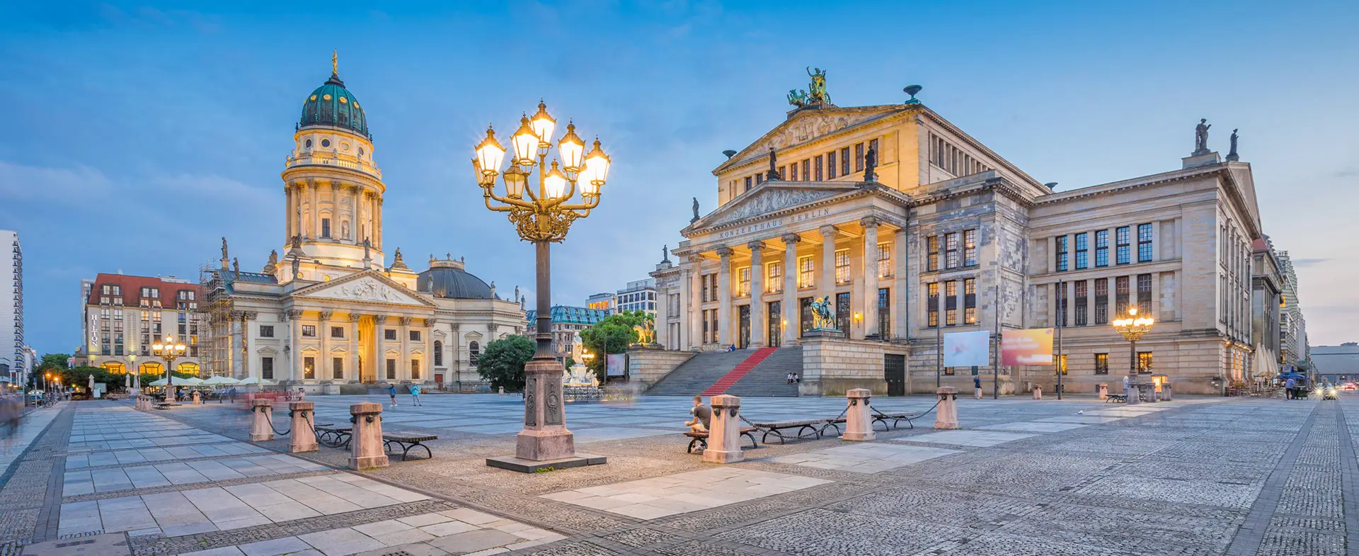 Der Gendarmenmarkt – er gilt als der schönste Platz in Berlin - H-Hotels.com