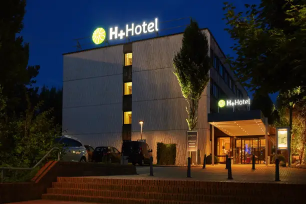 Arrival & Contact - H+ Hotel Bochum