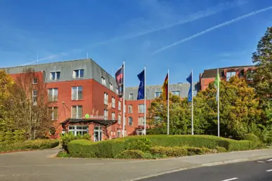 Außenansicht des H+ Hotel Köln Hürth - Offizielle Webseite