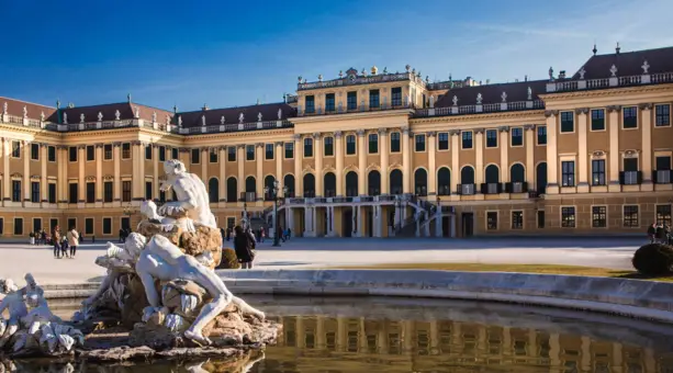 Schloss Schönbrunn - H+ Hotel Wien - Offizielle Webseite