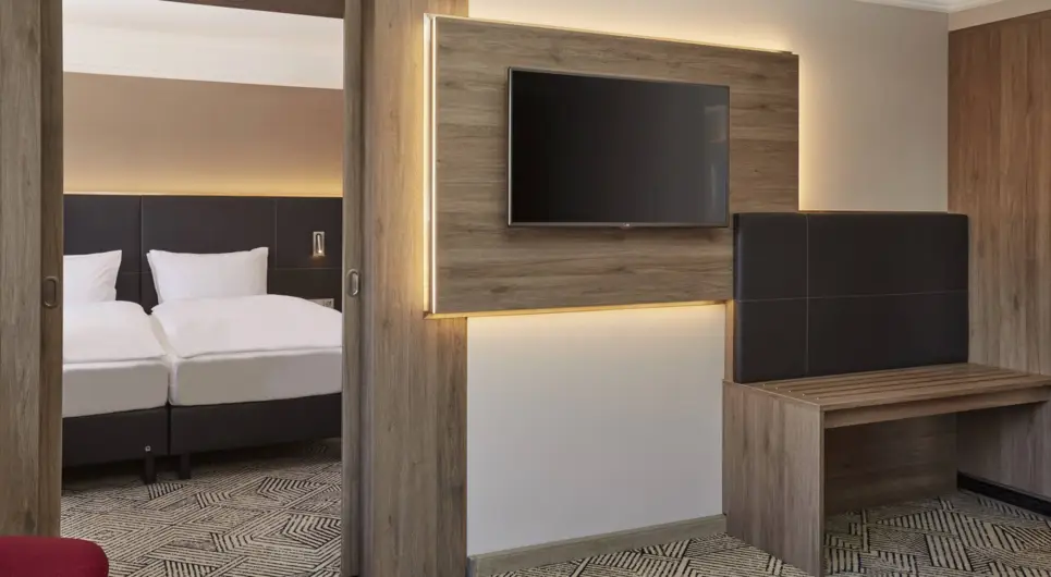 Junior Suite - H4 Hotel Hannover Messe - Official website