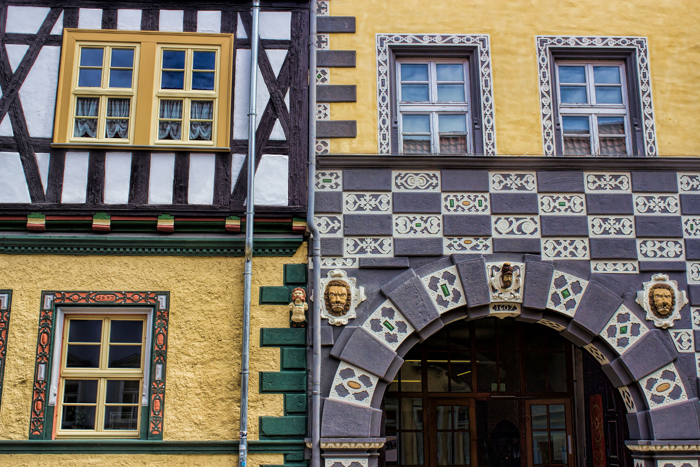 Dekorative Fassade des Stadtmuseums Erfurt
