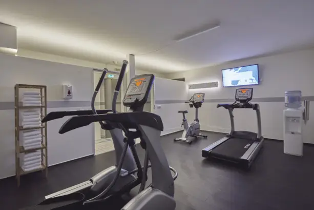 Zona de fitness del H+ Hotel Köln Hürth