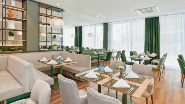 Breakfast at the H+ Hotel Frankfurt Eschborn - Official website