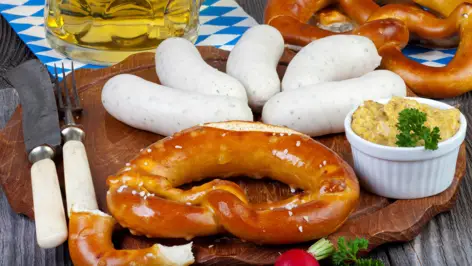 Weißwurst und Brezeln - H-Hotels.com - Offizielle Webseite