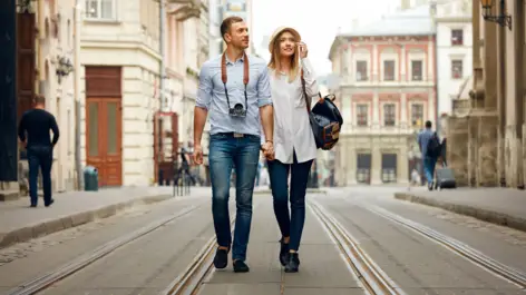 Couple vacation in the city | H-Hotels.com