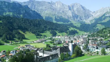 Engelberg von oben | H-Hotels.com