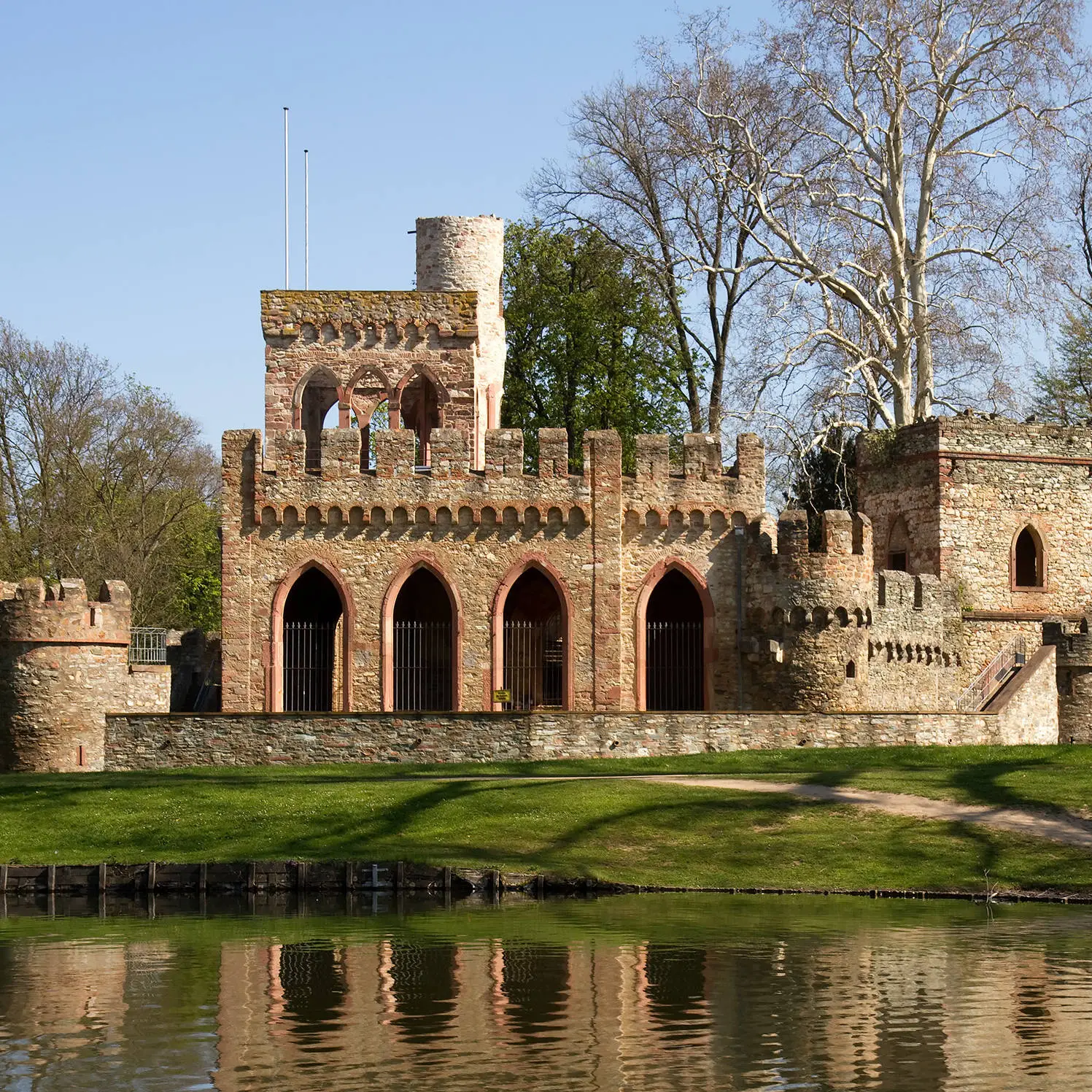 Descanso en el Parque Natural Rhein-Taunus - H+ Hotel Wiesbaden Niedernhausen