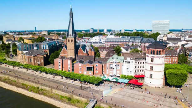 La vieille ville – d'abord une balade, puis une Altbier - H2 Hotel Düsseldorf Seestern