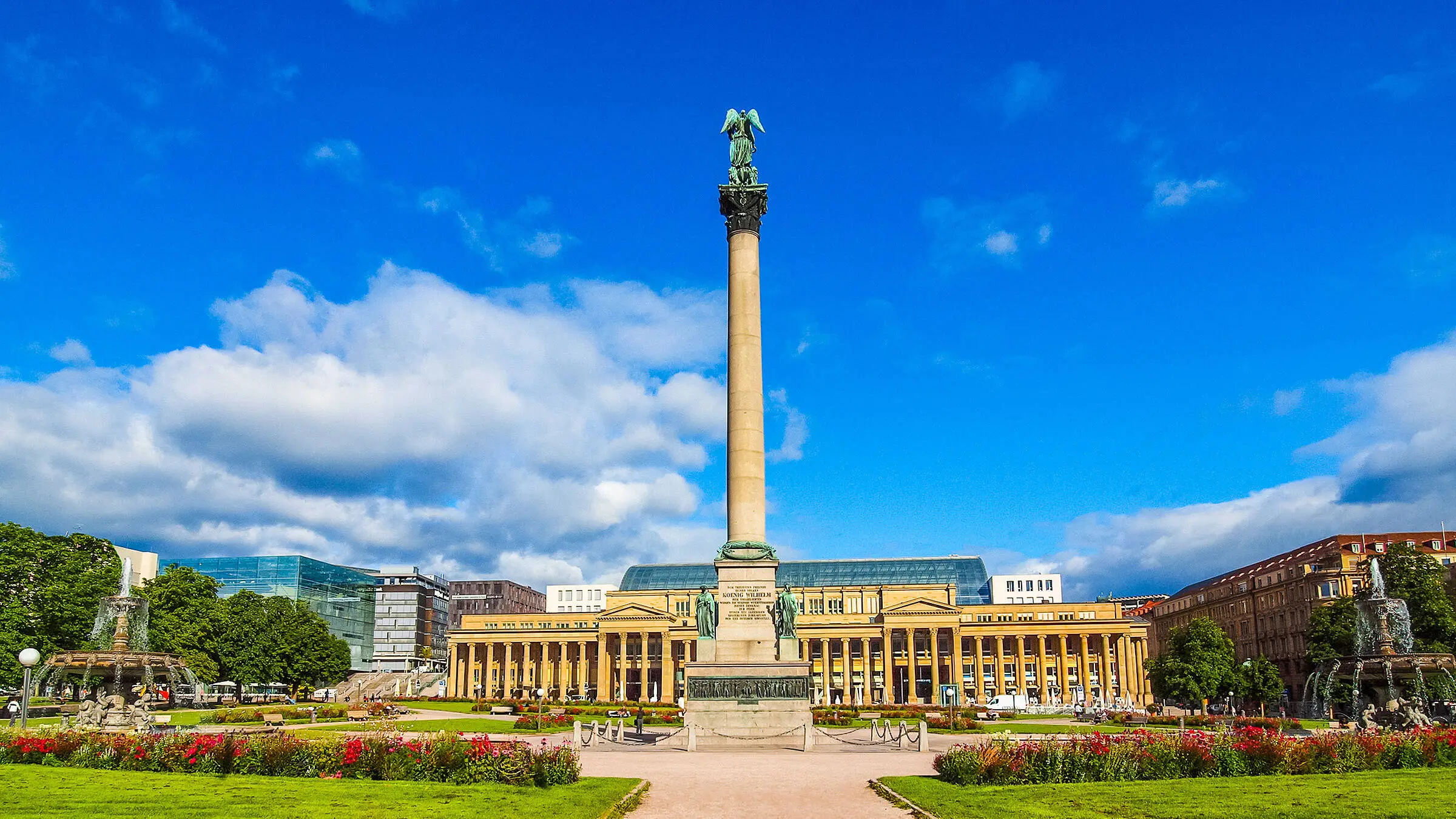 Plaza del Castillo a Stoccarda - H+ Hotel Stuttgart Herrenberg